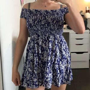Off the shoulder EXPRESS dress